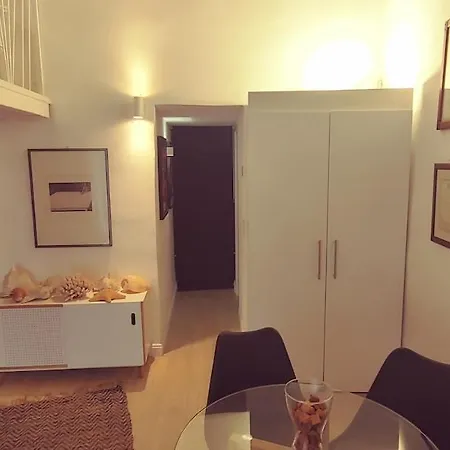 San Pietro Classy Old Town Daire *