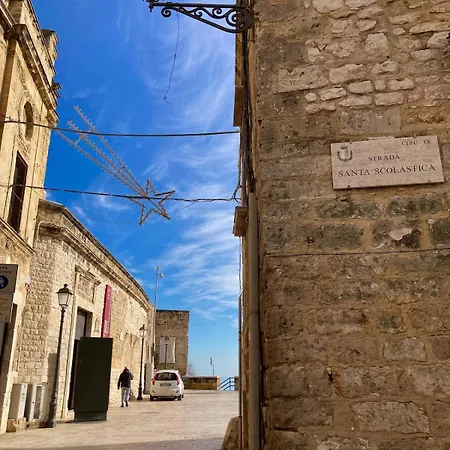 Daire San Pietro Classy Old Town